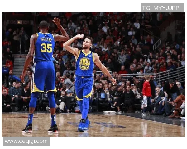 CCTV勇士与太阳激战四场六轮赛季对决精彩回顾与分析 CCTV勇士与太阳激战四场六轮赛季对决精彩回顾与分析